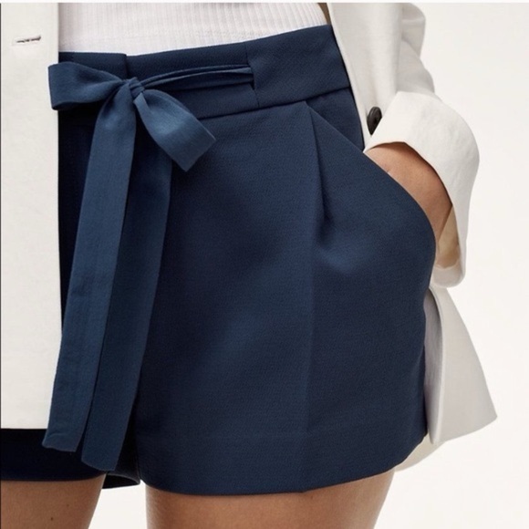 ARTIZIA WILFRED | BNWT exergue short | 00 - Picture 1 of 6